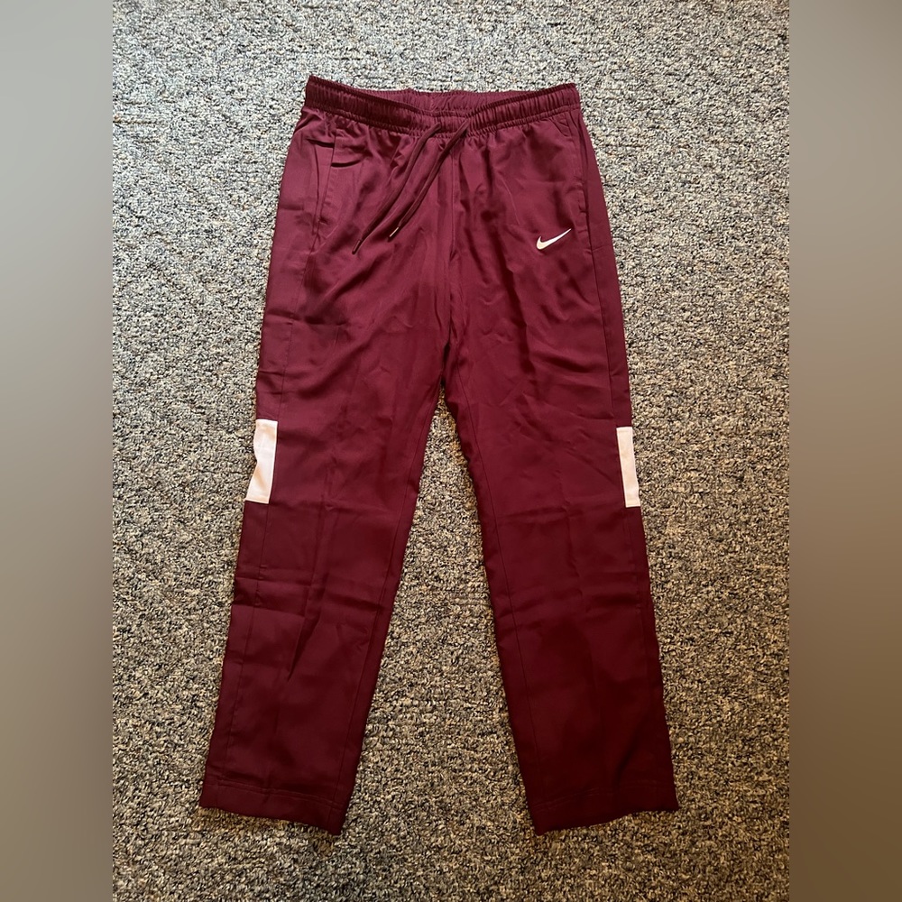 Nike athletic pants women’s